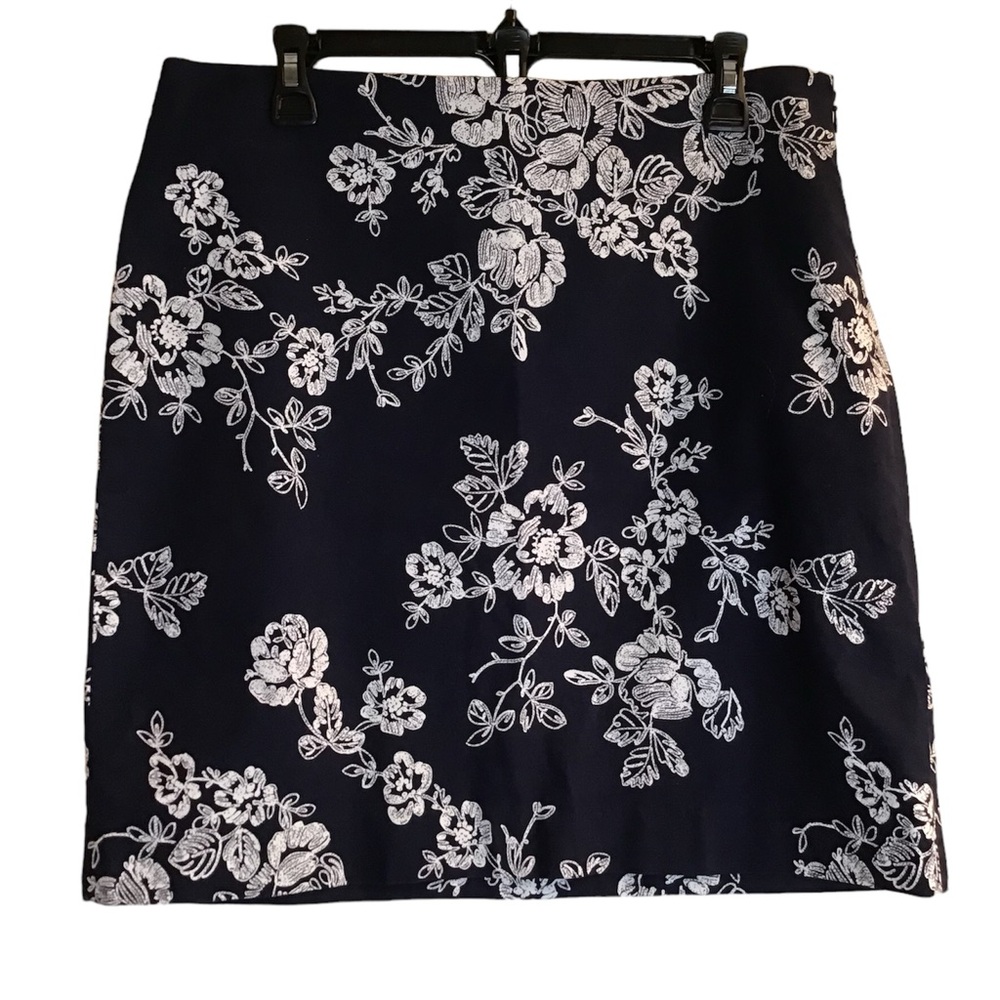 Talbots Navy blue & white cotton skirt size 12
